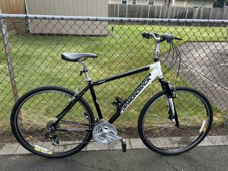 21 Speed Diamondback Cross Train Bike