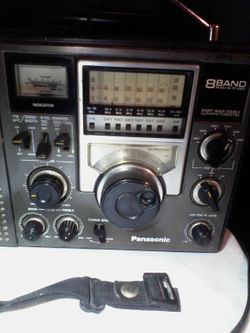 PANASONIC 8 BAND SHORT WAVE RADIO RF-2200 Japan for Sale in Tucson PANASONIC 8 BAND SHORT WAVE RADIO RF-2200 Japan for Sale in Tucson