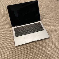 M2  MacBook Pro , 16G
