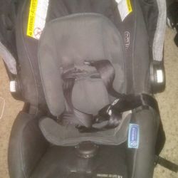 Graco Newborn Car Seat