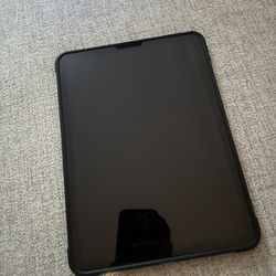 Ipad Pro 11 inch 128gb IpadOS 26 4th gen