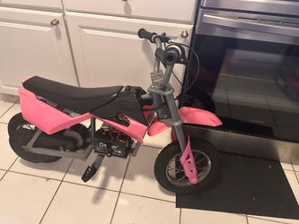 Little girl dirtbike
