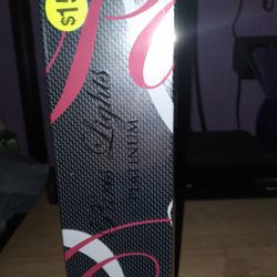 Perfume De Mujer, Paris Lights Platinum. 