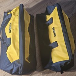 Dewalt bag 26in