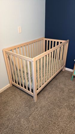 Crib & Mattress