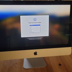 iMac 21.5" (2017) - Excellent Condition!