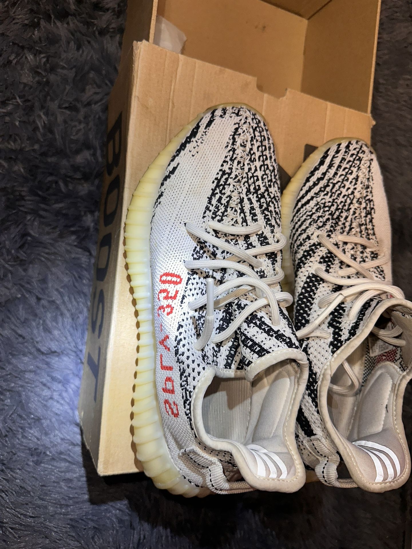 Used Yeezy 350 V2