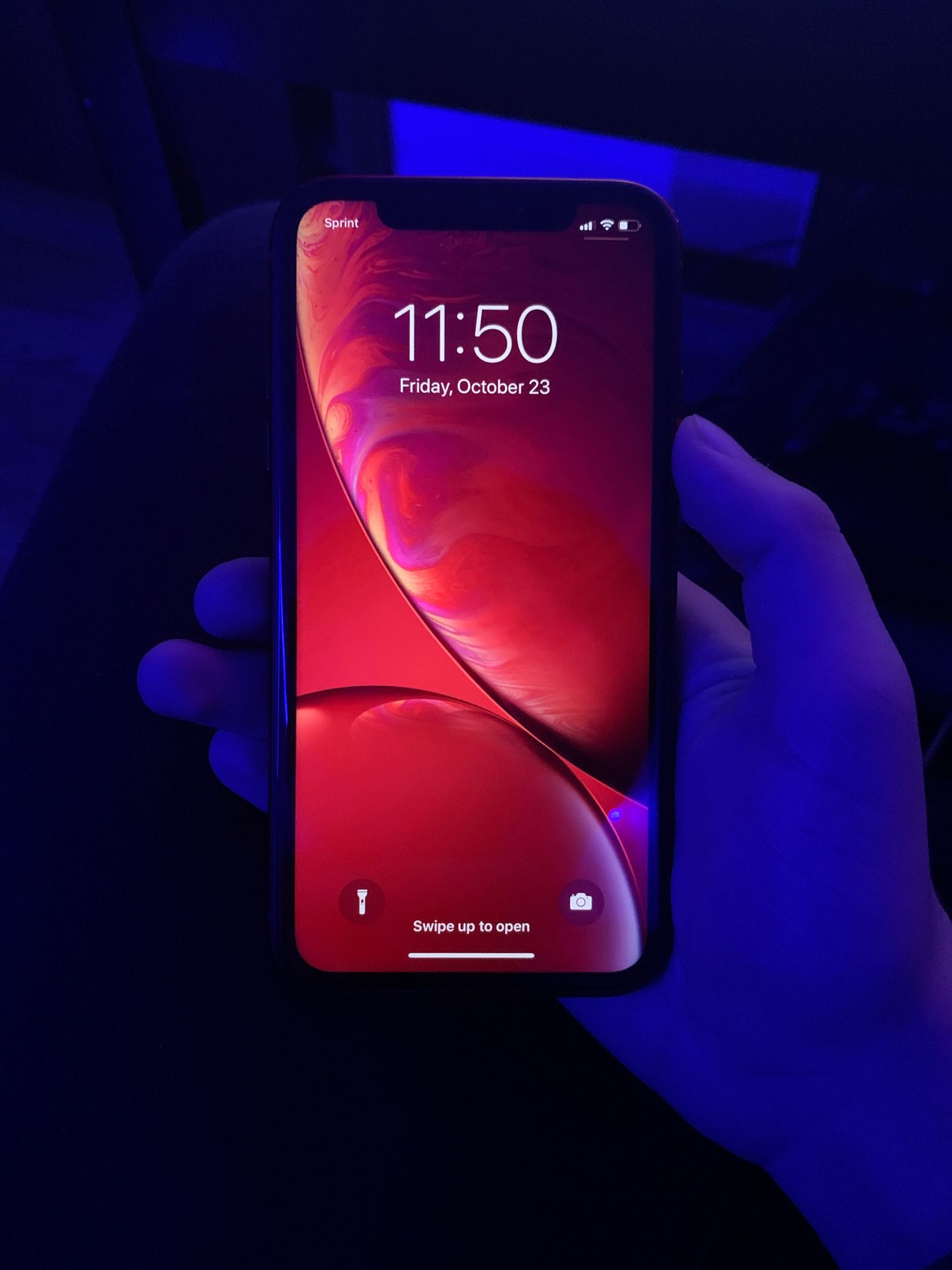 Red iPhoneXR, local only NO SHIPPING!