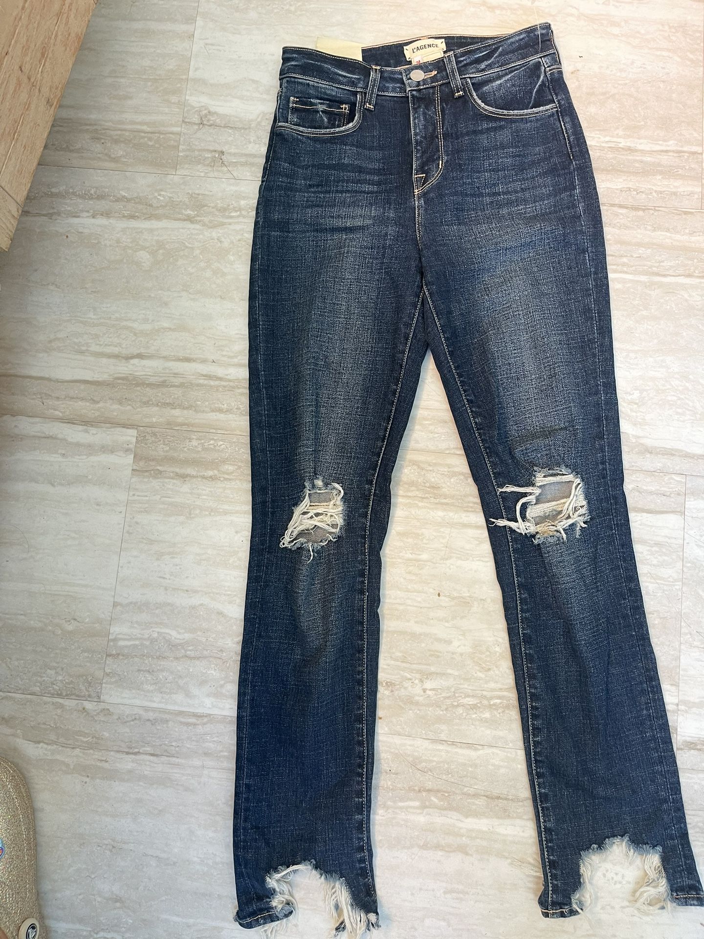 L'agence Jeans Revolve π ππ ππ