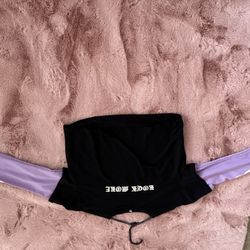 Cropped black and purple short with lightning arm designs / Size M