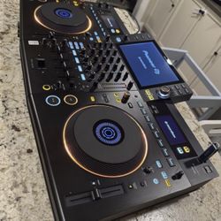Pioneer DJ Opus Quad (all-in-one DJ system)