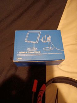 Phone tablet stand