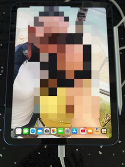 iPad 10th generation 64GB with Apple Pencil
