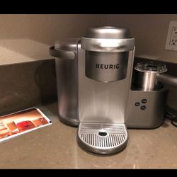 Keurig Coffee Machine 