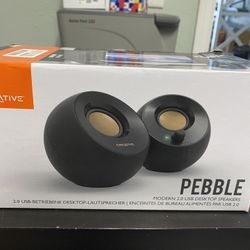 Creative Pebble 2.0 USB Computer  Speakers 