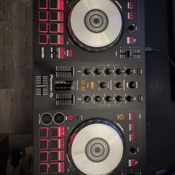 Pioneer DDJ-SB3 + Speakers