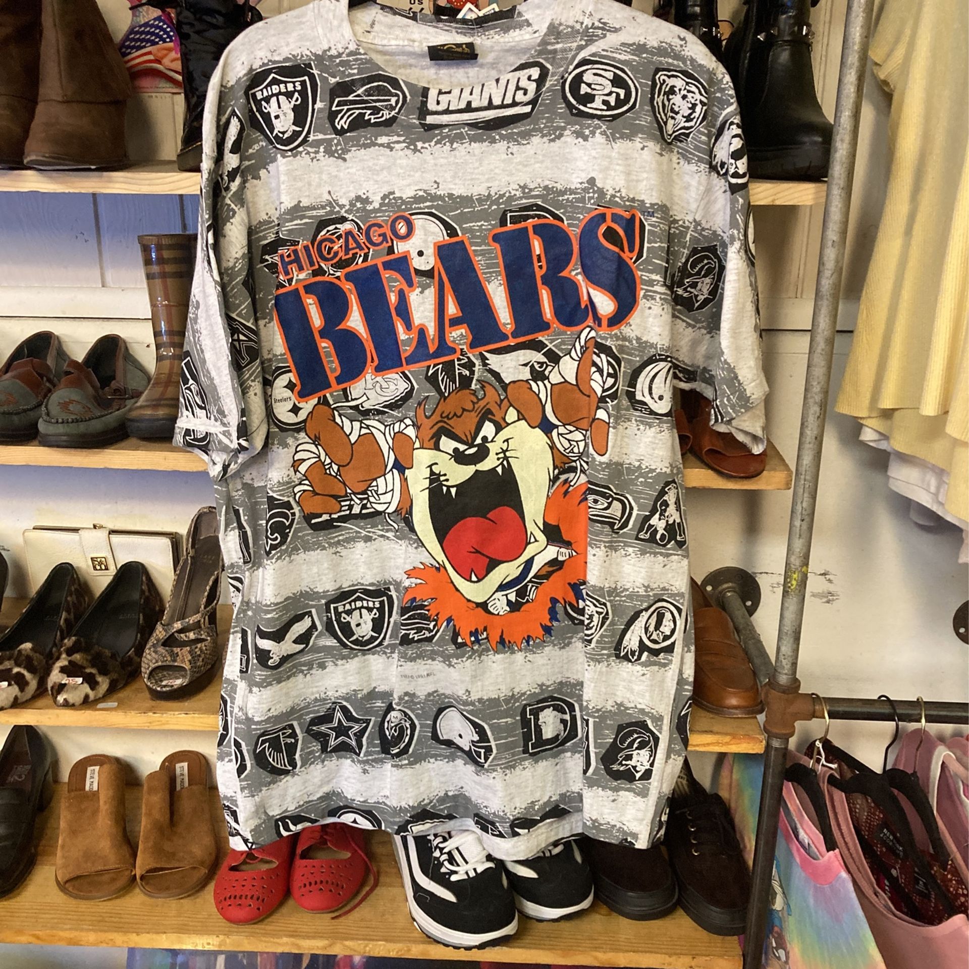 Chicago bears looney tunes Tasmanian devil