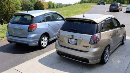 Rear lovers and taillights grills Toyota Matrix 2003-2008
