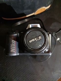 Nikon 35mm Camera With Case