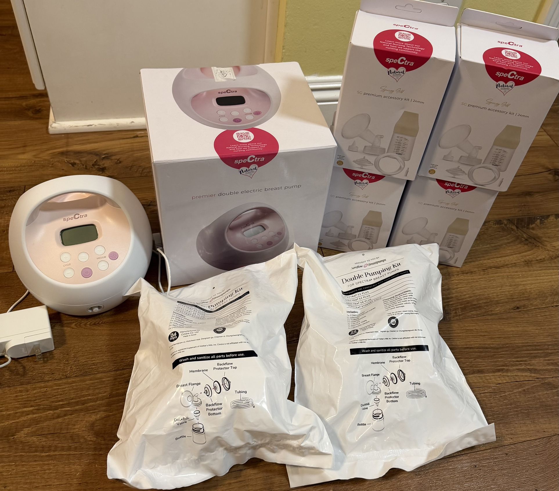 Spectra S2 Double Electric Pump w/Brand New Accessories  