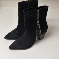  Bos. & Co. Tallon-Su Suede Boots