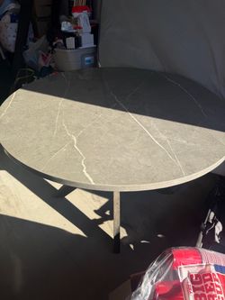 Round Marble dining table