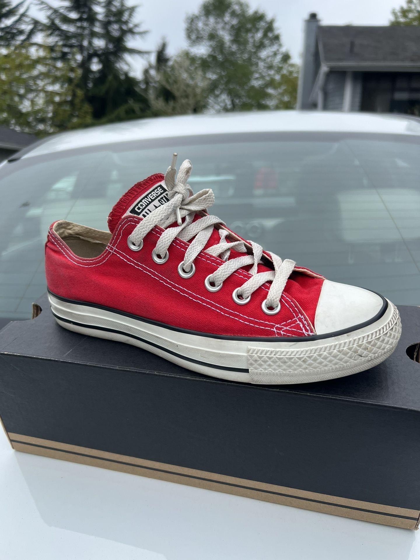 Red Converse