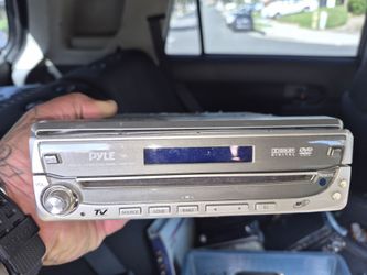 Single din DVD player