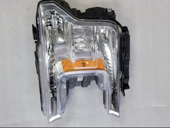 2018 Ford F150 OEM driver headlight good condition no broken tabs