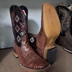Size 8.5 Hand Made CowBoy Boots 