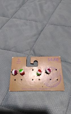 Set of 2 earrings