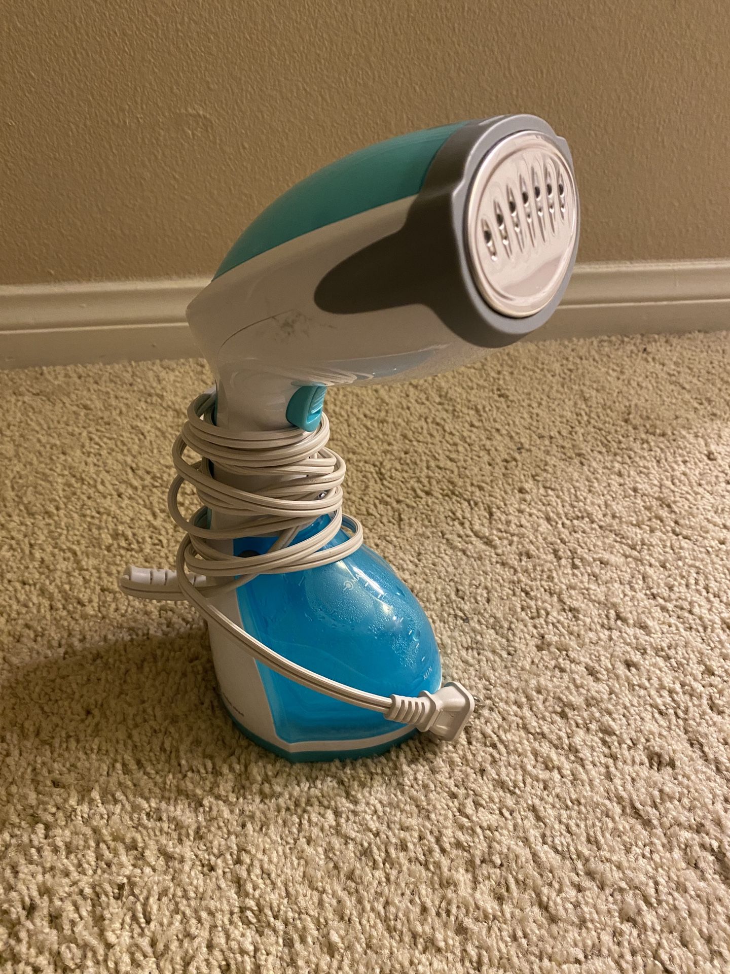 BEAUTURAL Steamer for Clothes, Portable Handheld Garment Fabric Wrinkles Remover, 30-Second Fast Heat-up, Auto-Off, Large Detachable Water Tank