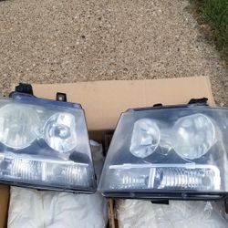 Headlight assembly (Left and Right) fits 2007-2014 Chevy Tahoe, Suburban, Avalanche