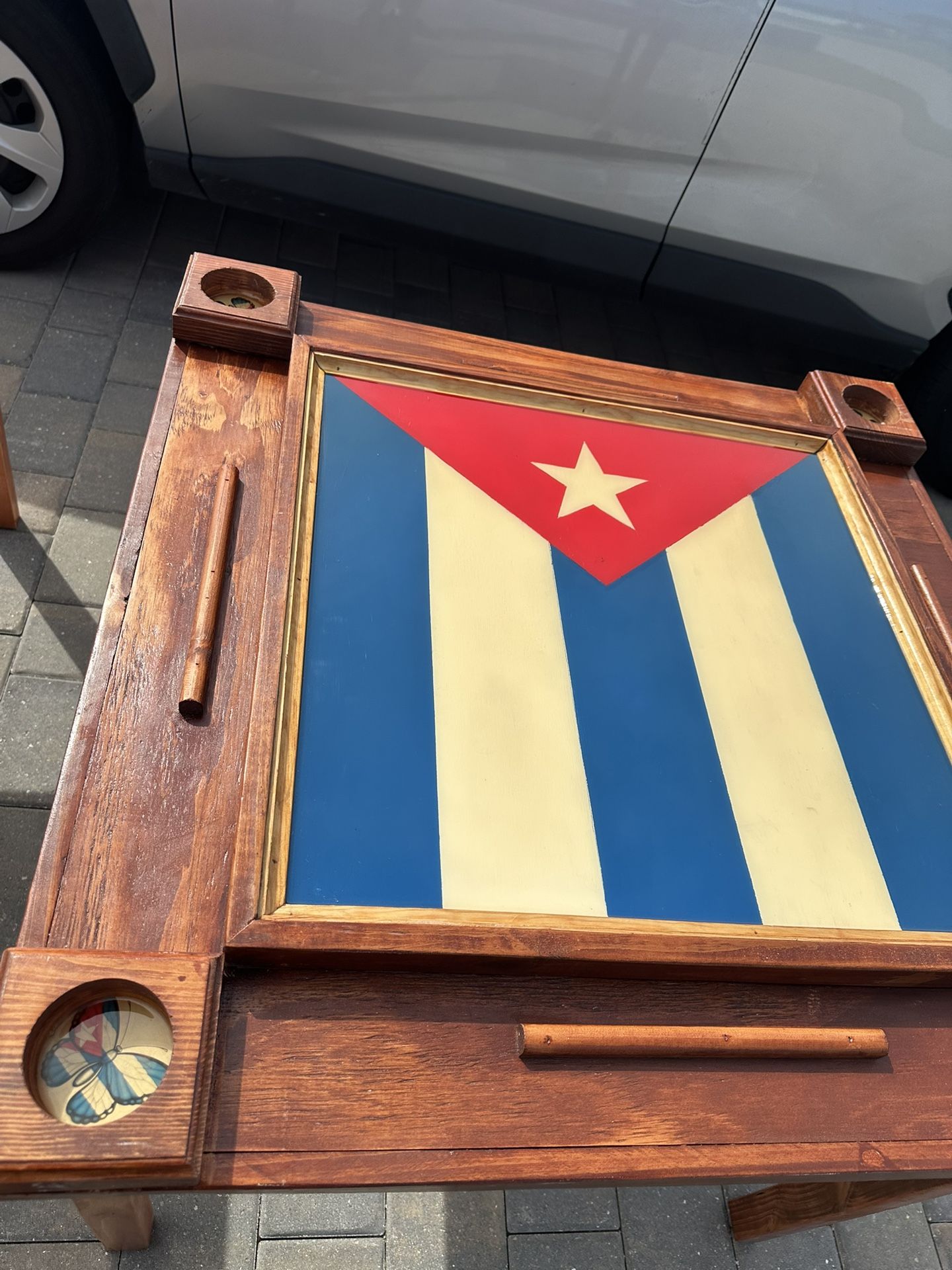 Ray Ray Dominoes Table