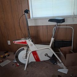 Ergometer exercise bicycle