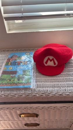 Tablecloth and Mario’s hat
