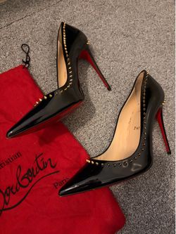 Christian Louboutin Black Patent Leather Gold Spike Pumps – Size EU 39.5 – Includes Dust Bag