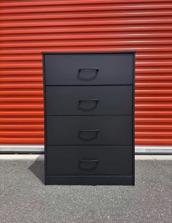 Mainstays 4 Drawer Dresser in Black
