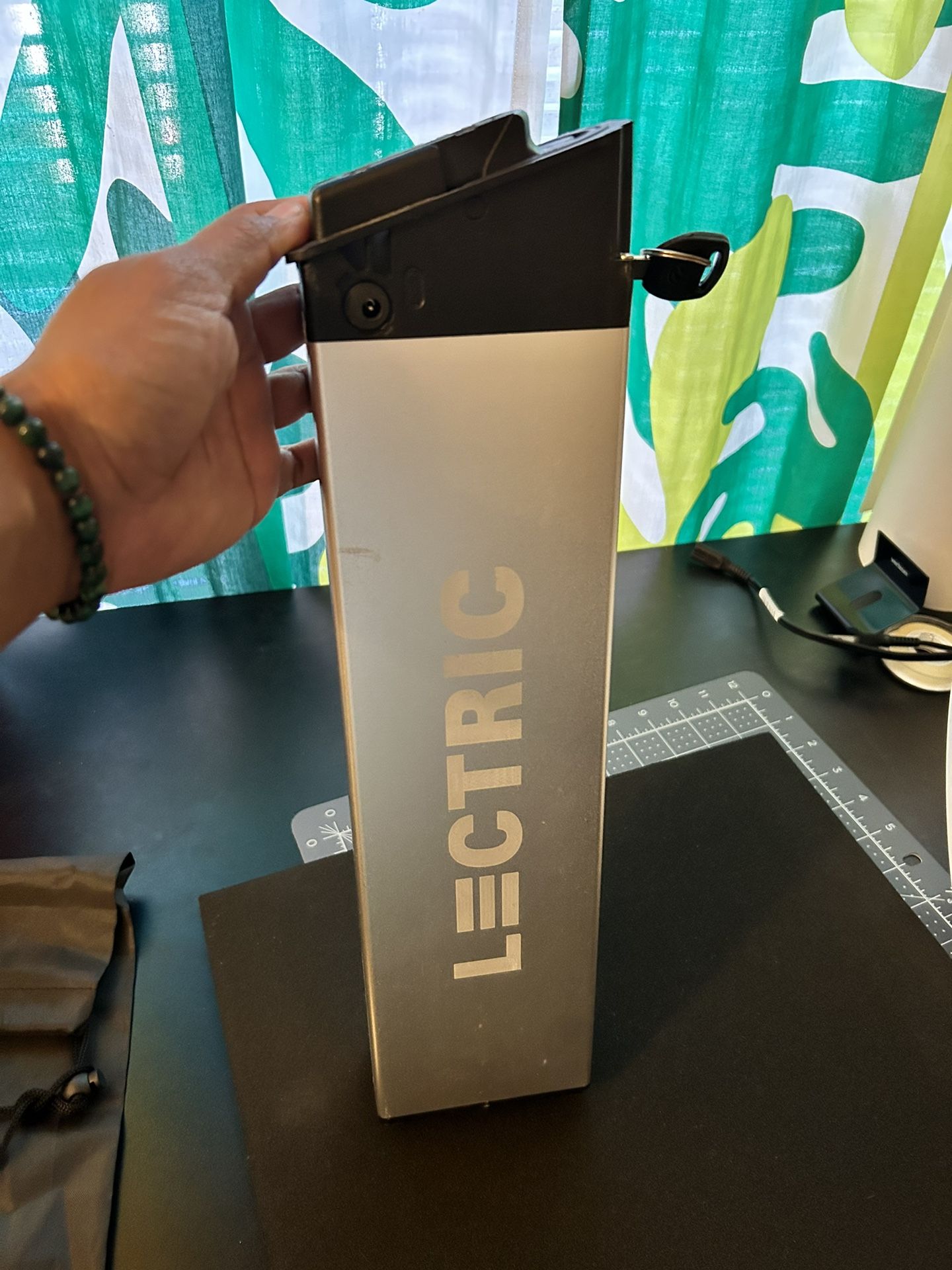 Electric LECTRIC XP Lite Spare Battery for Sale in El Monte, CA OfferUp