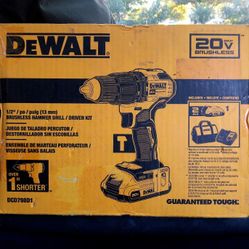 DEWALT XR 20VMAX CORDLESS HAMMER DRILL 2AH BATTERY & CHARGER KIT (BRAND NEW)
