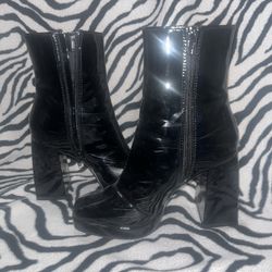Black Ankle High Boots