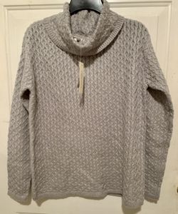 NEW Women’s Medium Cowl Neck Sweater