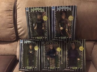 Good Charlotte Figures w Autographed Cards - set of all 5 members