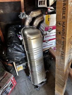 Bmw M850i muffler with valves