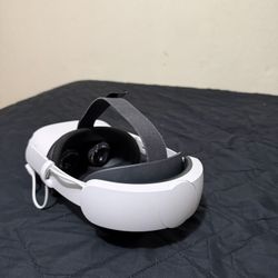 Oculus Quest 2 With Battery Pack