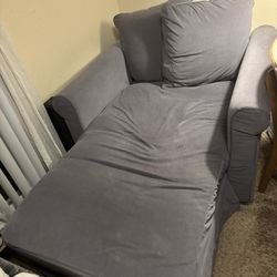 Lounger With Storage 