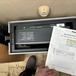 Pt D5600 Panasonic Projector