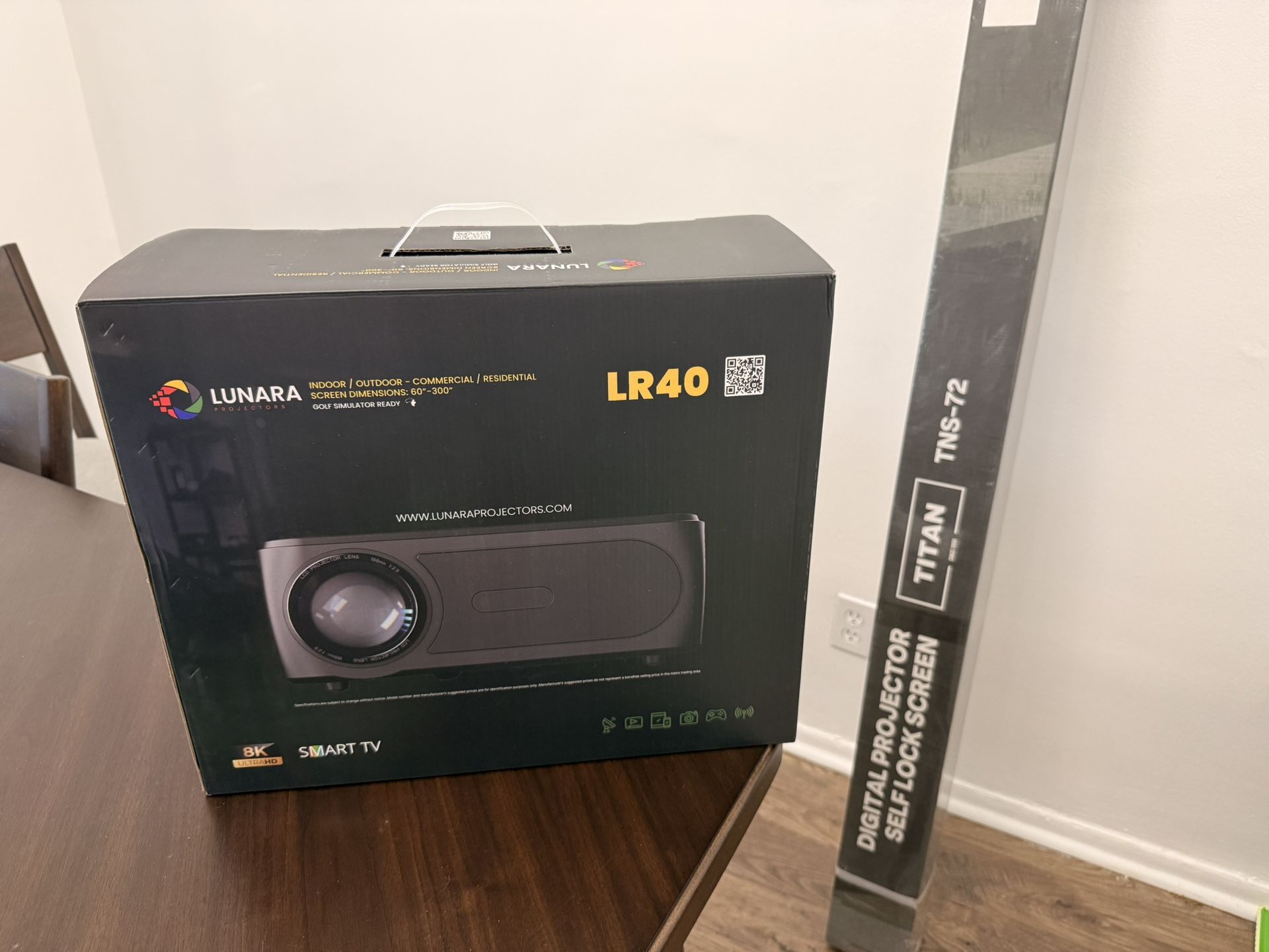 Lunara LR40 8K Projector + Titan TNS-72 Projector Screen - Golf-Sim Capable