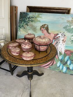 Temptations by Tara Old World Round Casserole Dish with Lid Wire Holder