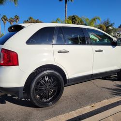 Ford Edge, Clean Title, Smogged, Registered, Low Miles, 22"rims, Runs And Drives Great 